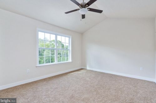 1010 Wicklow Dr, Fredericksburg VA  22401-2722 exterior