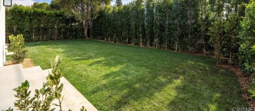 12432 La Maida St, North Hollywood CA  91607-3507 exterior