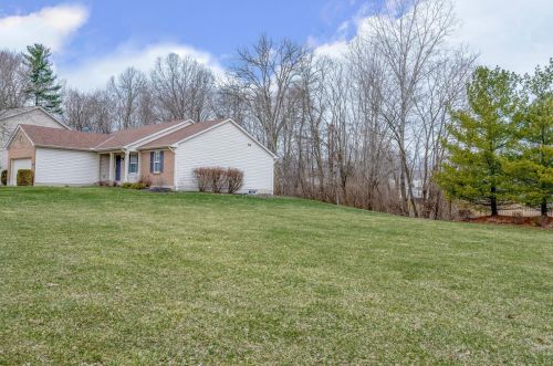 1444 Home Wood Ct, Amelia OH  45102-1687 exterior