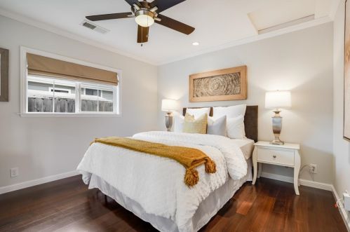 1009 Marsh Rd, Redwood City CA  94063-4431 exterior