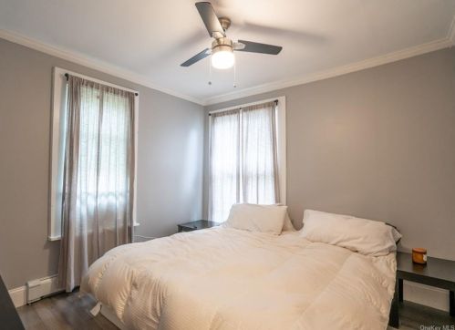 63 Entrance Way, Mahopac NY  10541-1328 exterior