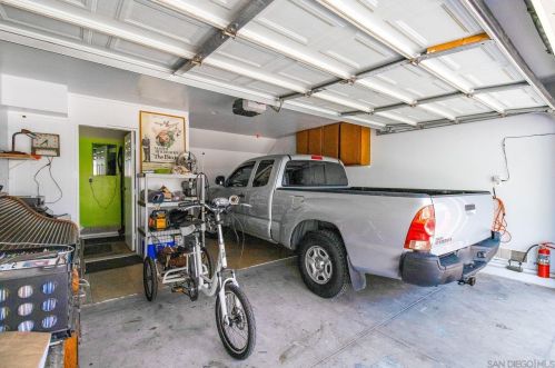 3616 10 St, Long Beach CA  90804-5050 exterior