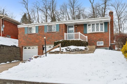505 Pointview Rd, Pittsburgh, PA 15227-3139