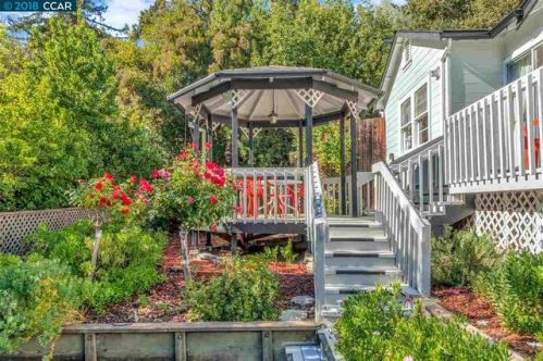 9 Las Mesas Path, Orinda, CA 94563-2232