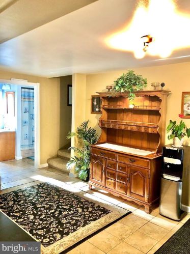 253 Jackson Rd, Berlin Boro NJ  08009-2618 exterior