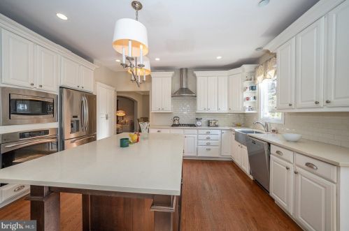 825 Bryn Mawr Ave, Newtown Square PA  19073-4333 exterior