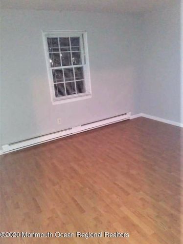 624 Mistletoe Ave, Point Pleasant Beach NJ  08742-2706 exterior