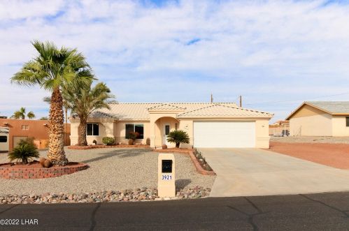 3921 Hungry Horse Dr, Lake Havasu City, AZ 86406-7308