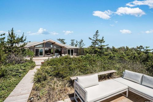 323 Marine Blvd, Promised Land, NY 11930-2289