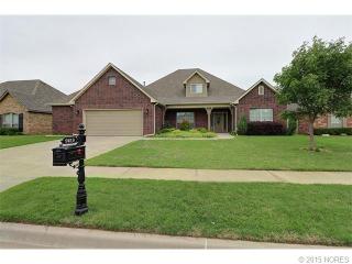 9210 96th East Ave, Owasso, OK 74055-3014