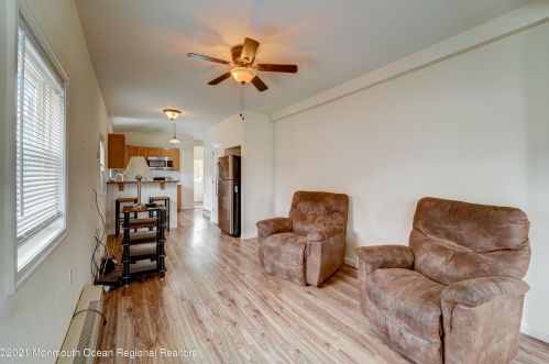 16 Barberie Ave, Monmouth Hills NJ  07732-1520 exterior