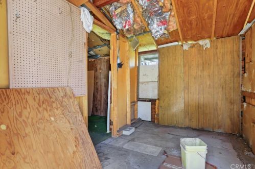 1071 Rialto Ave, San Bernardino CA  92408-1221 exterior