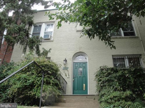 264 16th St, Washington, DC 20002-6514