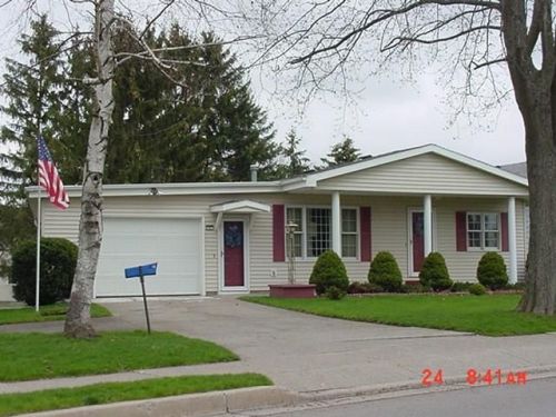 361 Bank St, Batavia NY  14020-1623 exterior