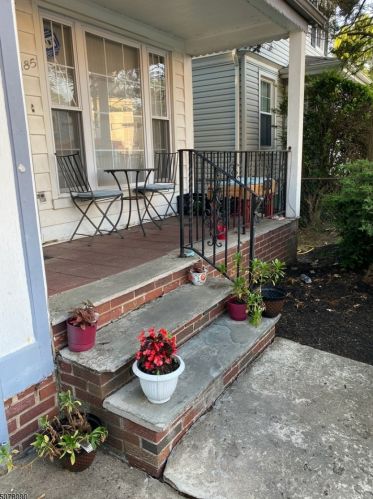 185 Orange Ave, Irvington NJ  07111-2034 exterior