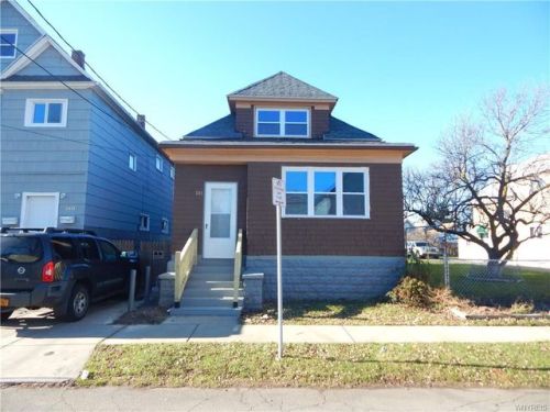 542 Willett St, Buffalo, NY 14206-2328