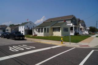 223 Denver Ave, Wildwood Crest, NJ 08260-3505