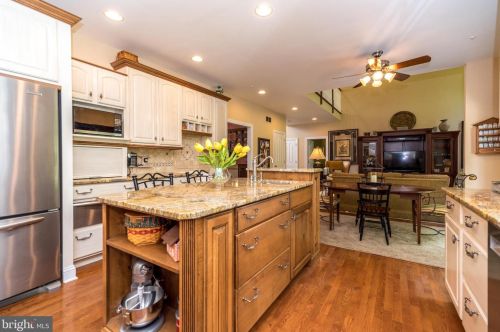 1599 Dreshertown Rd, Dresher PA  19025-1421 exterior