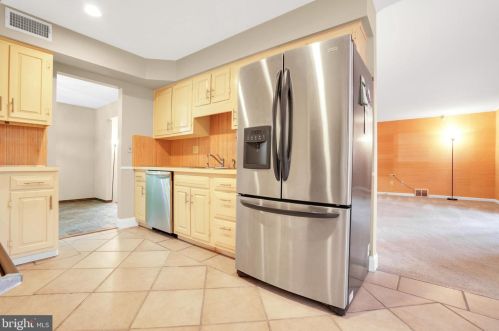 168 Hughes Rd, Norristown, PA 19406-3710