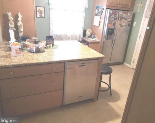 128 Bergen St, Gloucester NJ  08031-2702 exterior