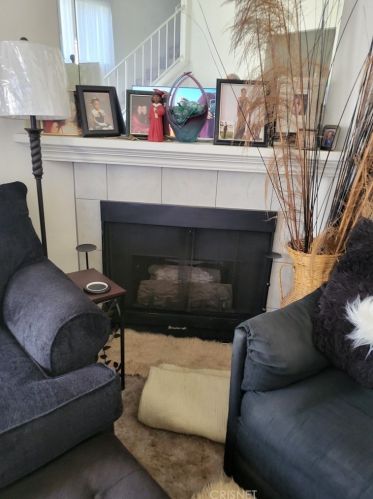 44514 15 St, Lancaster CA  93535-3403 exterior