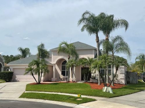 642 Lakescape Ct, Orlando, FL 32828-8331