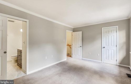 7702 Trevino Ln, Falls Church VA  22043-3507 exterior