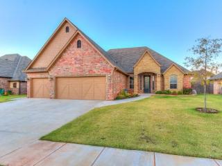 13213 4th St, Yukon, OK 73099-6488