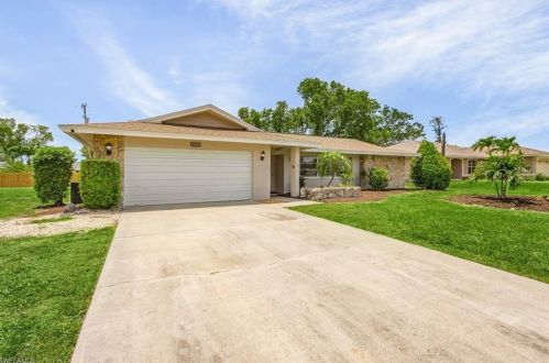 4010 3rd Ave, Cape Coral, FL 33904-8417