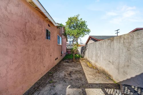 924 Bucky Ln, National City CA  91950-1406 exterior