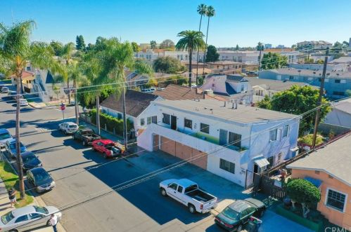 1635 Linden Ave, Long Beach, CA 90813-1917