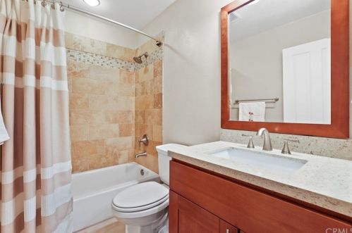 46 Duet, Irvine CA  92603-4216 exterior