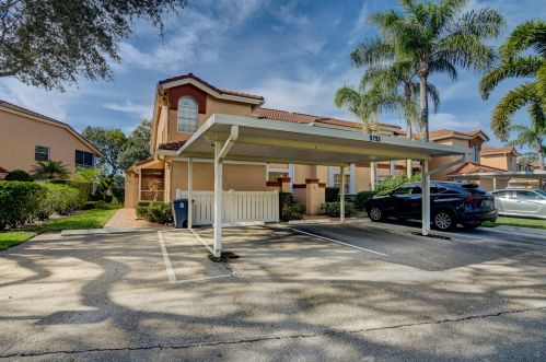 9793 Seacrest Cir, Boynton Beach, FL 33437-3830