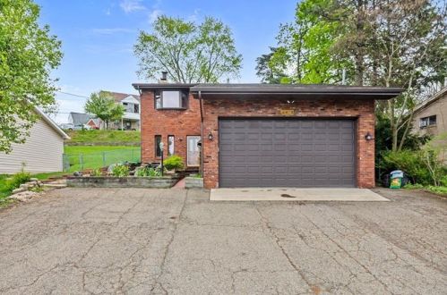 4451 Clairton Blvd, Pittsburgh, PA 15236-2109