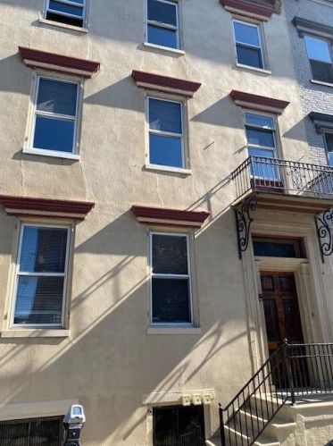27 2nd St, Easton, PA 18042-3690