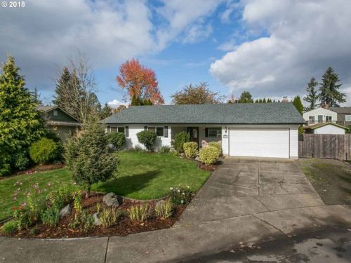 2039 Laura Ct, Beaverton, OR 97124-3554
