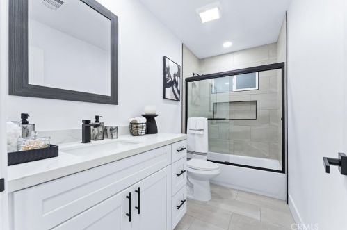 8421 Holder St, Buena Park CA  90620-3003 exterior