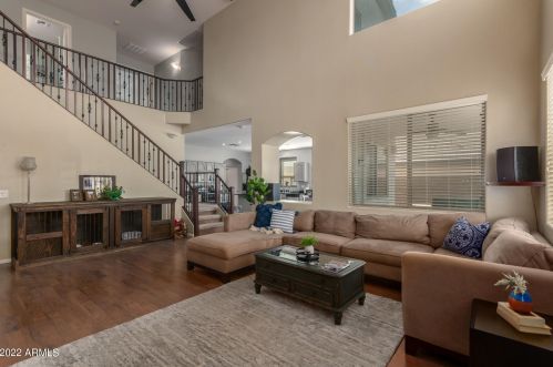 724 Holstein Trl, San Tan Valley, AZ 85143-4891