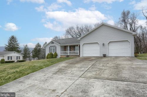 39 Impala Dr, Siddonsburg, PA 17019-1350