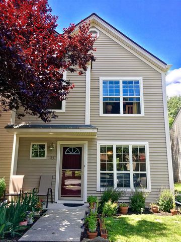 165 Sterling Pl, Highland, NY 12528-2020