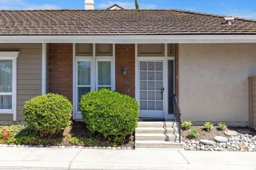 2 Clove Blossom, Irvine, CA 92604-3232