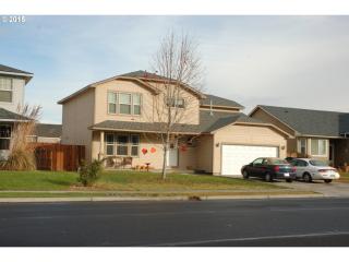 1577 Main St, Hermiston, OR 97838-2674