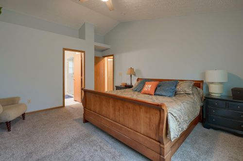 27 Glengary Dr, Delaware OH  43015-7615 exterior