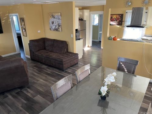 344 Elm St, Compton CA  90220-2113 exterior