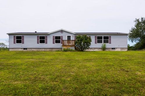 615 Pleasant Valley Rd, Argyle, NY 12809-2616