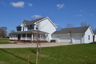 3035 Nicholson Rd, Racine, WI 53406-1605