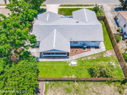 5170 Melissa Dr, Titusville, FL 32780-7152