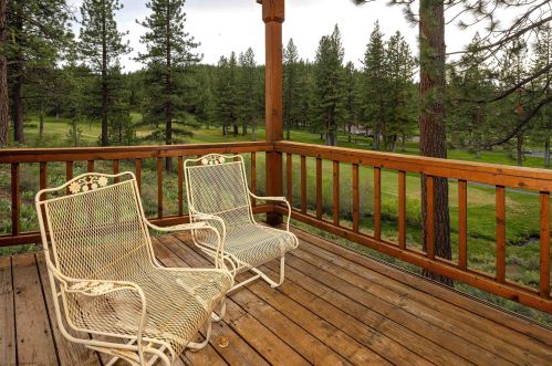 357 Skidder Trl, Truckee CA 96161-3929 exterior