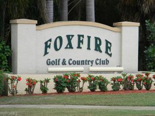 5405 Fox Hollow Dr, Naples FL  34104-4915 exterior