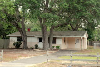 103 Persimmon St, Niceville, FL 32578-8343